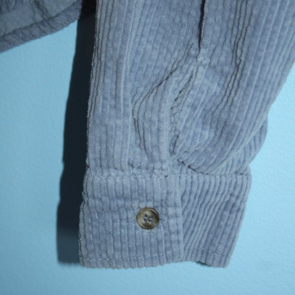 Forever 21 Cropped Blue Wide Rail Corduroy Button Up Shirt 100% Cotton Sz Small - Picture 8 of 15